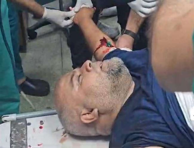 إصابة مراسل ومصورة قناة الجزيرة وائل الدحدوح بقصف إسرائيلي في غـزة