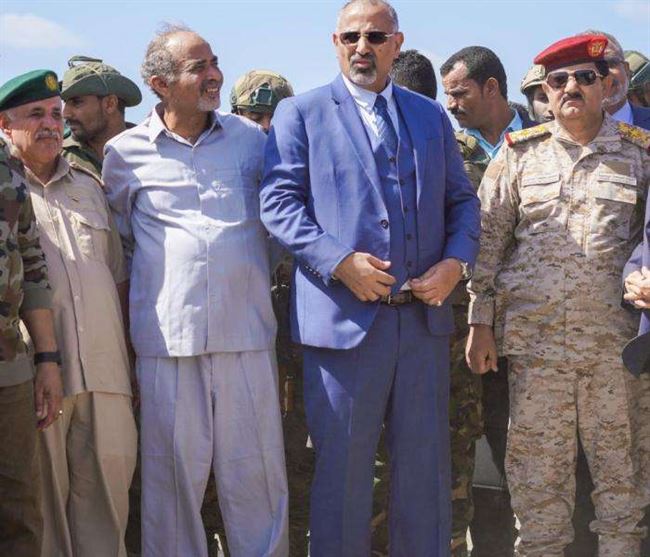شاهد ظهور عيدروس الزبيدي ومحمود الصبيحي في باب المندب.. بالتزامن مع هجمات الحوثي