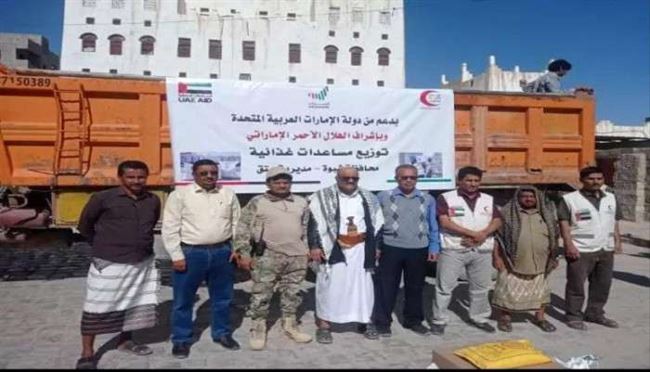الإمارات تطلق فعاليات توزيع 70 طن غذاء عبر 66 نقطة بعتق