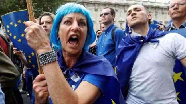 مظاهرة مناهضة لخروج بريطانيا من الاتحاد الأوروبي تجوب شوارع لندن