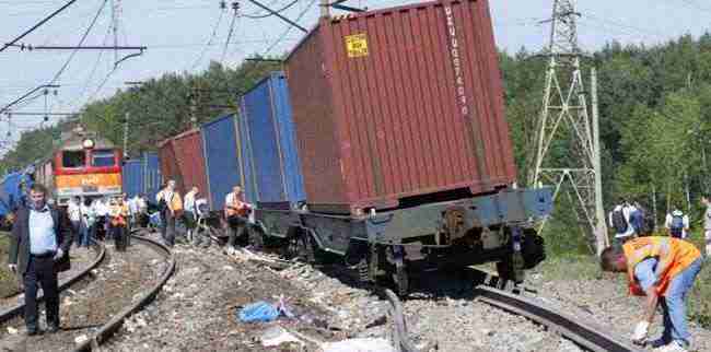 إصابة 31 شخصًا جراء تصادم قطارين غرب موسكو