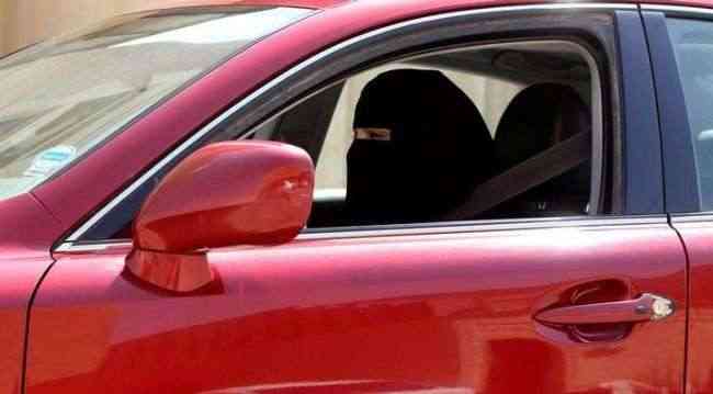 "أول الغيث قطرة"..فرحة غامرة بين السعوديات برفع الحظر عن قيادة السيارات