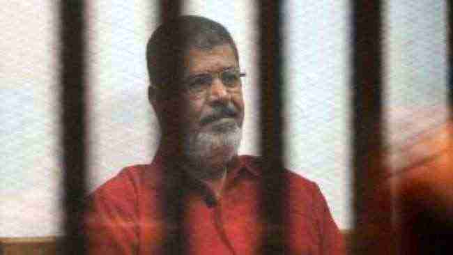 مصر تستأنف محاكمة مرسي و 28 آخرين