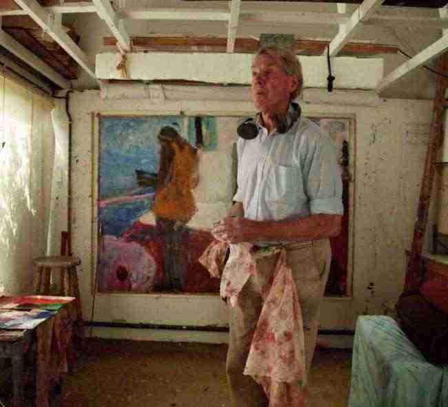 سارغي مان رسام أعمى يعتمد على اللمس والذاكرة لرسم لوحاته