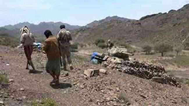 ميليشيا الحوثي تفجر جسوراً و الجيش يفك حصار مريس بالضالع