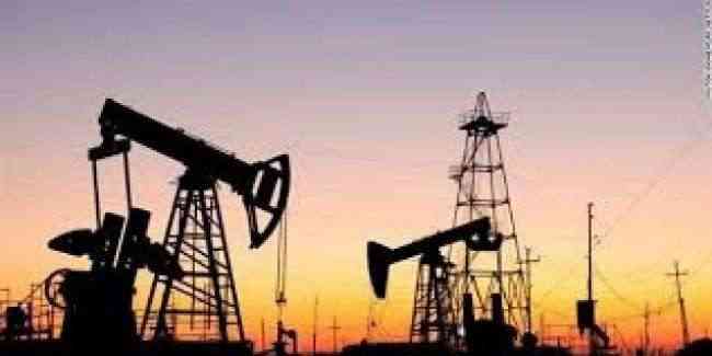 أسعار النفط تتراجع بفعل تغلب مخاوف الحرب التجارية على اضطرابات الإمدادات