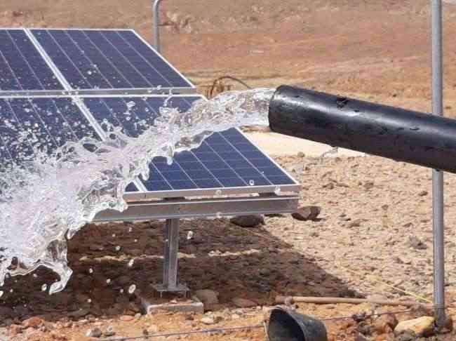 أنجز عدداً من الآبار الجديدة .. إعمار اليمن يُنتج المياه بالطاقة الشمسية