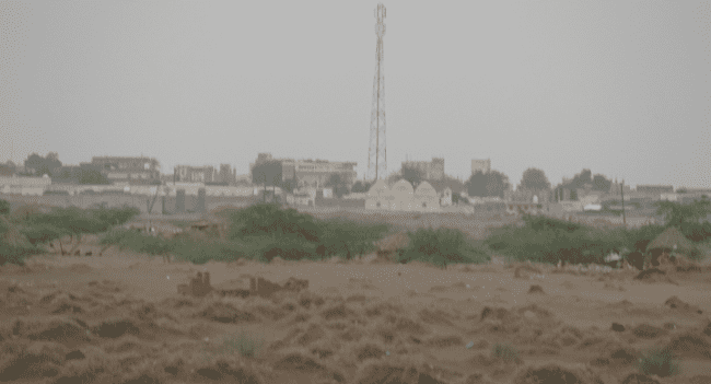قصف حوثي عشوائي على منازل المواطنين في التحيتا بالحديدة
