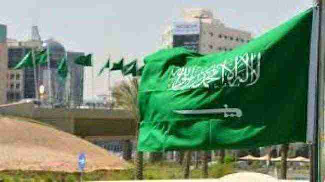 السعودية تتخذ إجراءات جديدة بشأن العمرة والحج والزيارة