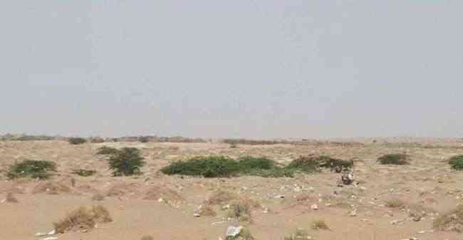 قذائف الحوثي تستهدف مواقع القوات المشتركة في الدريهمي جنوب الحديدة