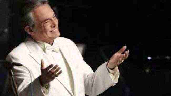 وفاة المغني خوسيه خوسيه عن 71 عاما.. ورئيس المكسيك: أمر محزن